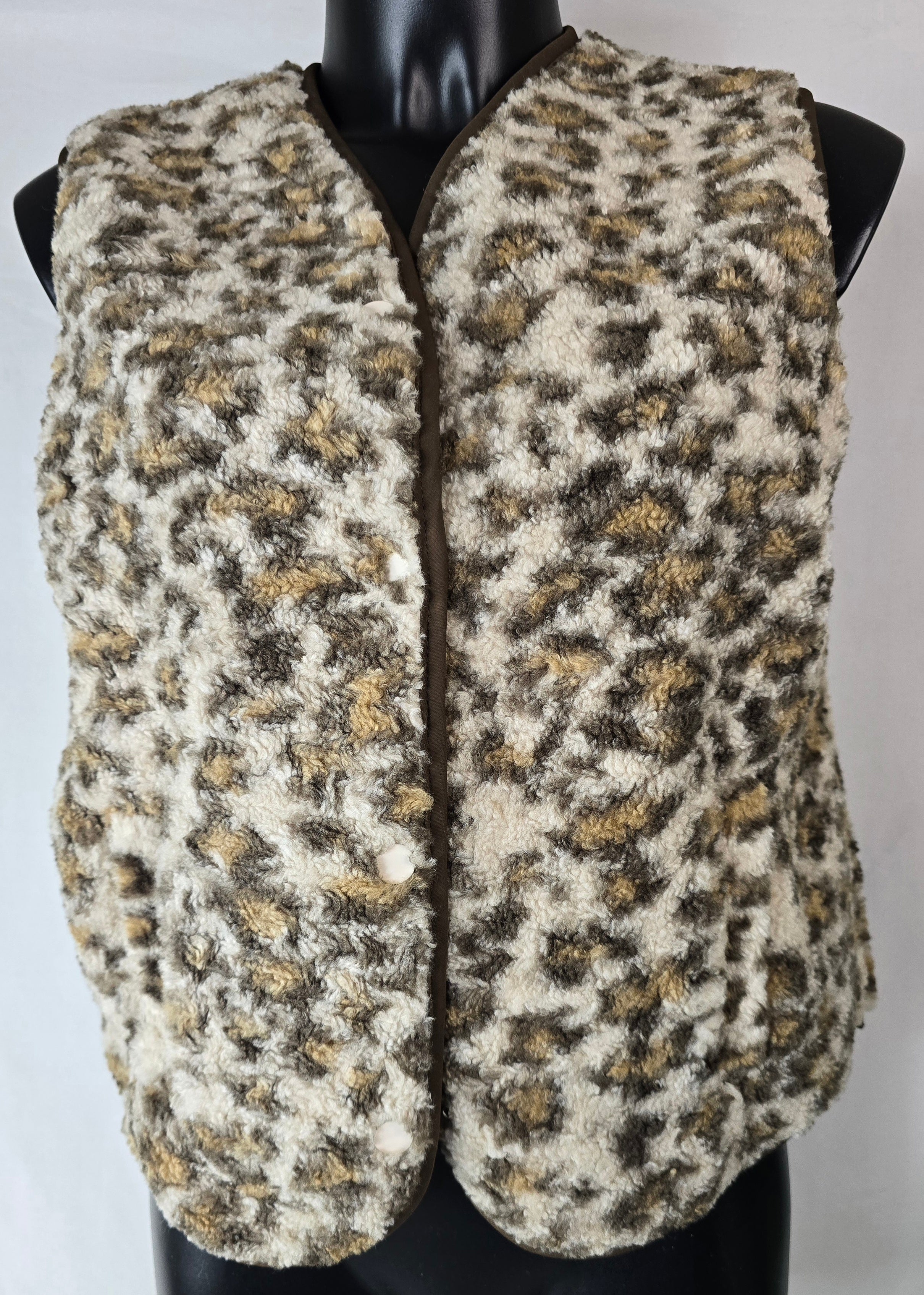 Bodywarmer met luipaardprint